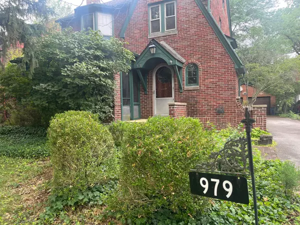 Columbus, OH 43209,979 S Cassingham Road