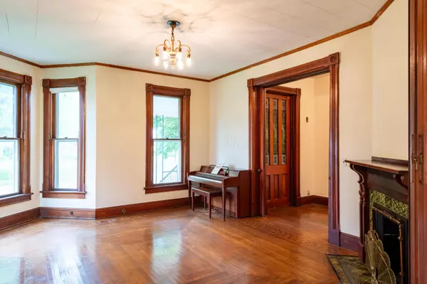 Urbana, OH 43078,322 W Reynolds Street