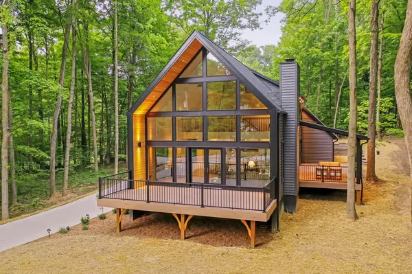 Howard, OH 43028,328 Highland Hills Drive