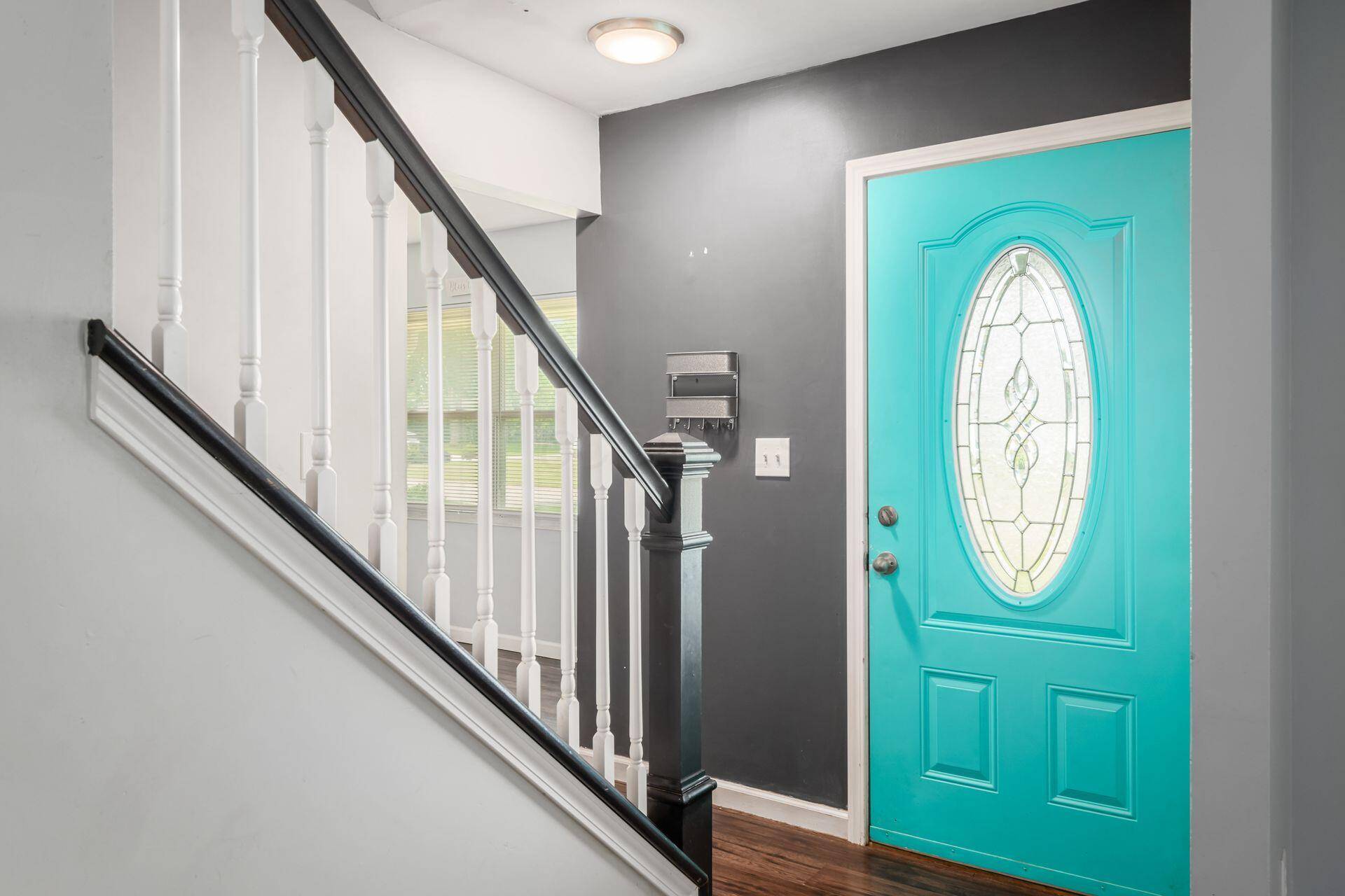 Columbus, OH 43207,5186 Meadowbrook Drive