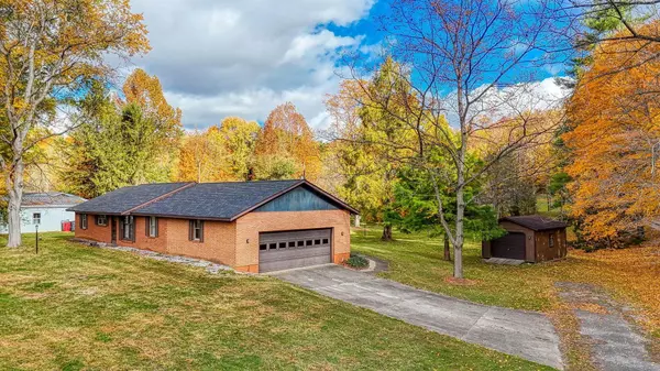 Granville, OH 43023,3210 Raccoon Valley Road