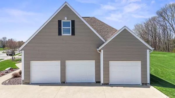 Ashland, OH 44805,852 Stone Creek Boulevard