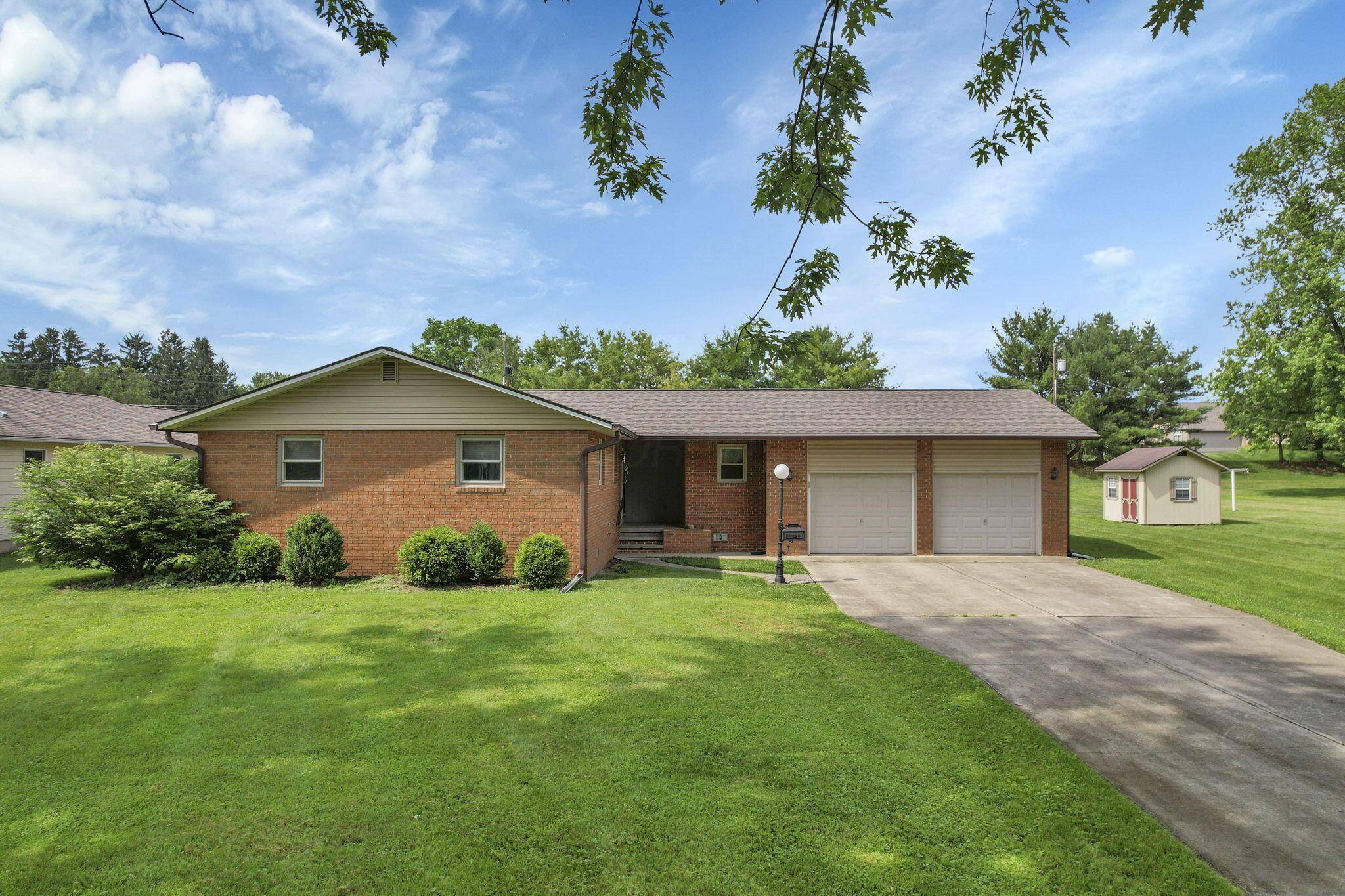 694 Carpico Drive, Lancaster, OH 43130