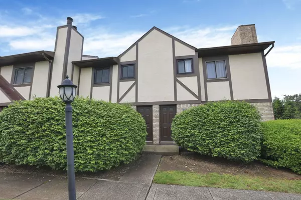 Columbus, OH 43220,2356 Gavinley Way