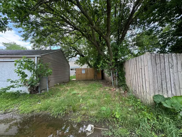 Columbus, OH 43213,6365 N Waverly Street