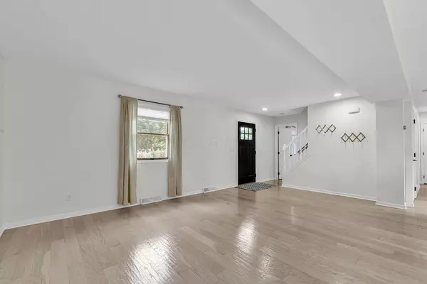 Shelby, OH 44875,2753 Country Meadows Drive #Unit A