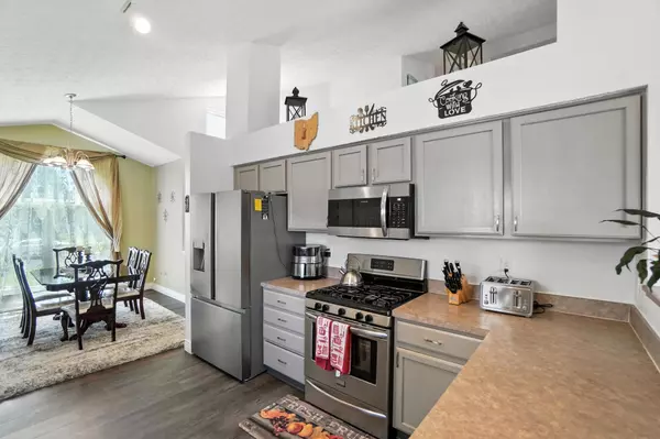 Columbus, OH 43085,906 Linkfield Drive