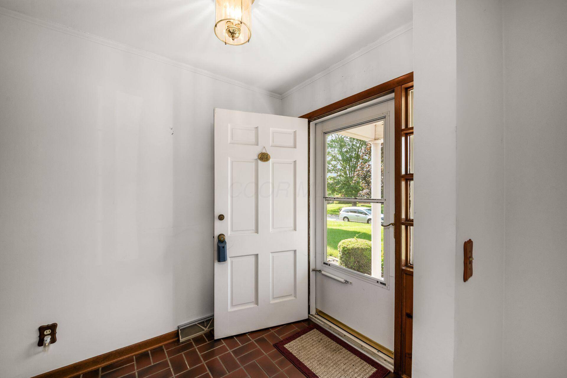 Columbus, OH 43214,738 Stinson Drive