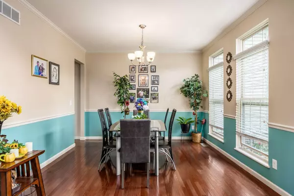 Grove City, OH 43123,5560 Blue Star Drive