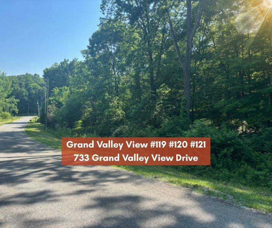 733 Grand View Drive, Howard, OH 43028
