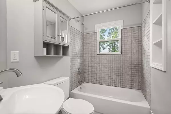 Edison, OH 43320,110 Hill Street