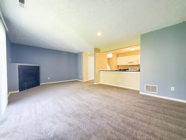 Canal Winchester, OH 43110,6140 Georges Park Drive #8C