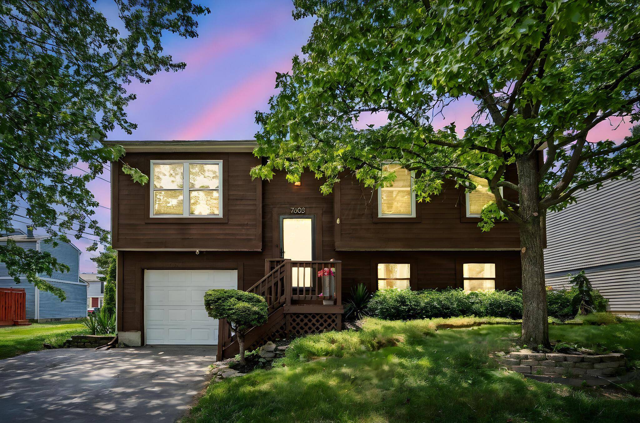 7603 Charlesway Drive #87, Columbus, OH 43085