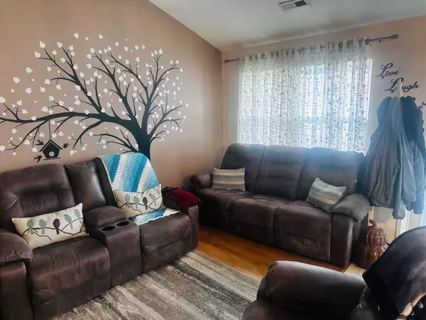 Ashville, OH 43103,709 Kildow Court