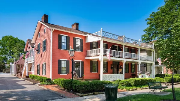 313 E Broadway, Granville, OH 43023