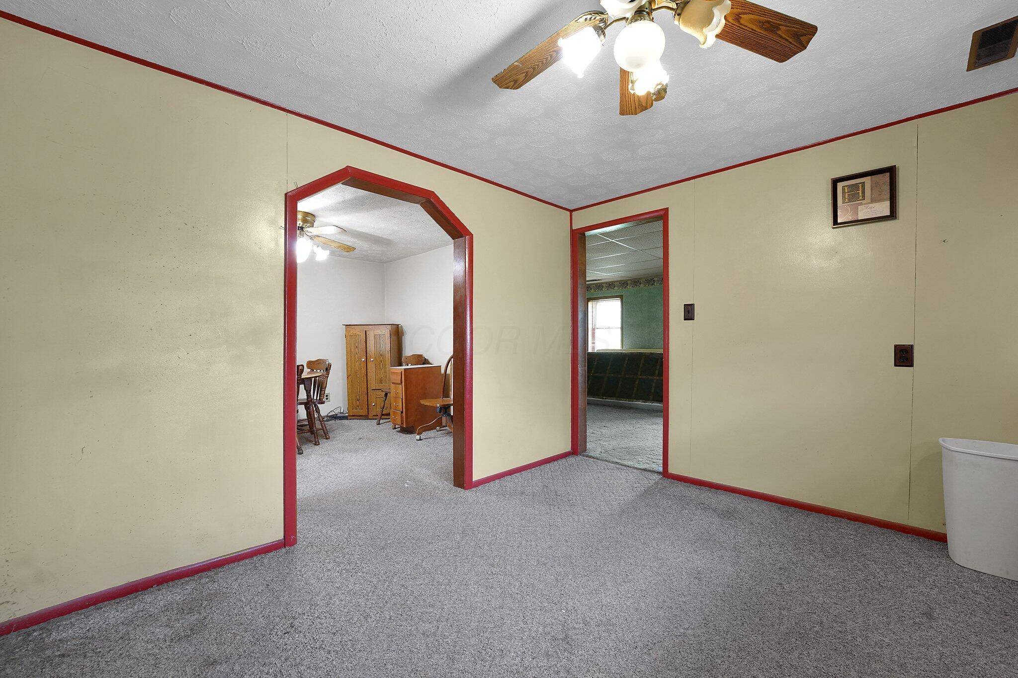 Circleville, OH 43113,412 E Mill Street