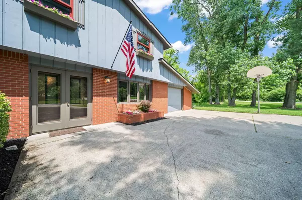 Mansfield, OH 44903,1115 Sites Lake Drive