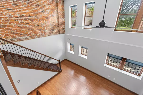 Columbus, OH 43203,122 Hamilton Avenue