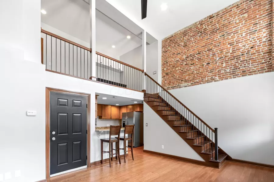 122 Hamilton Avenue, Columbus, OH 43203