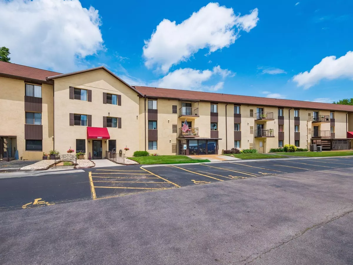 Columbus, OH 43224,3967 Karl Road #217