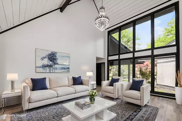 Columbus, OH 43221,3475 Rochfort Bridge Drive