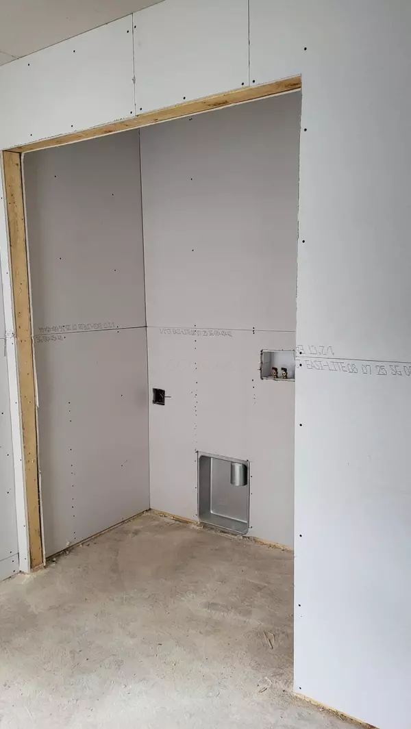 Columbus, OH 43231,2588 Adda Avenue