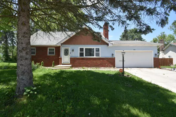 Columbus, OH 43228,3728 Greenock Court