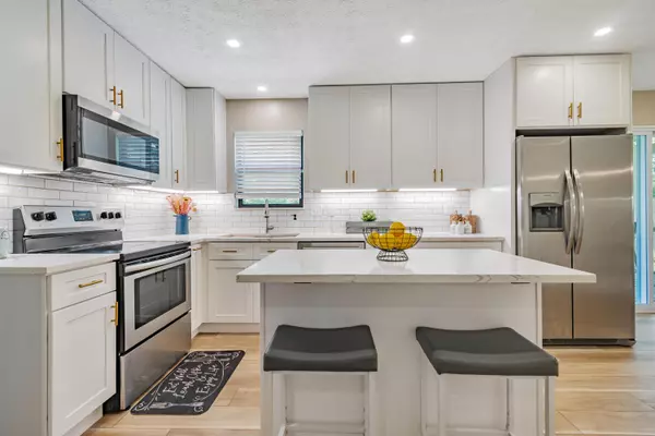 Columbus, OH 43223,1439 Tall Meadows Drive