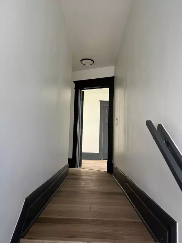 Newark, OH 43055,51 E North Street