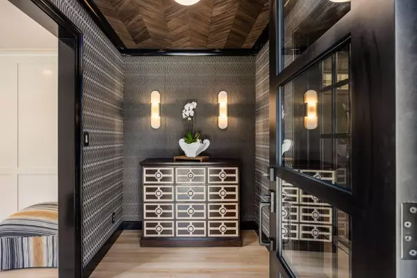 Upper Arlington, OH 43221,2841 Doncaster Road