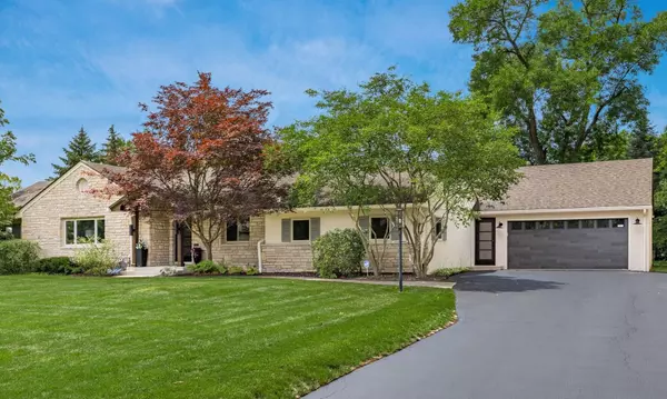 Upper Arlington, OH 43221,2841 Doncaster Road