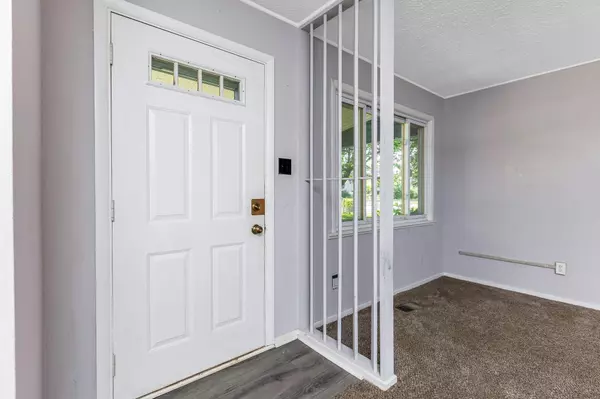 Columbus, OH 43213,985 Bucknell Road