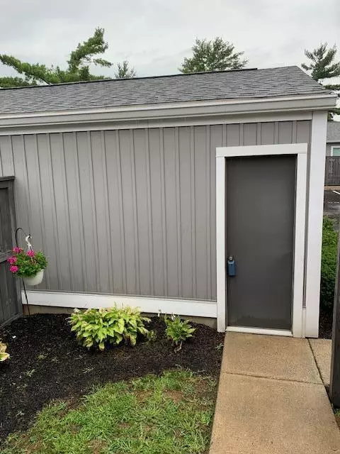 Worthington, OH 43085,795 Plant Drive #8C