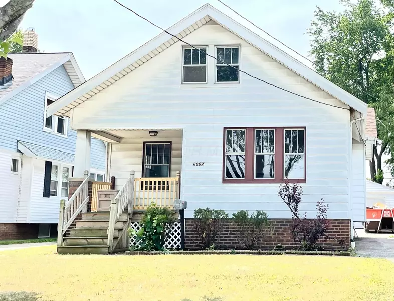 6607 Vandalia Avenue, Cleveland, OH 44144