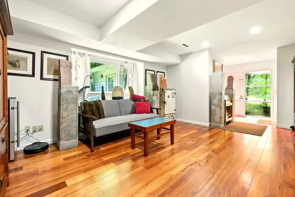 Gambier, OH 43022,302 E Woodside Drive