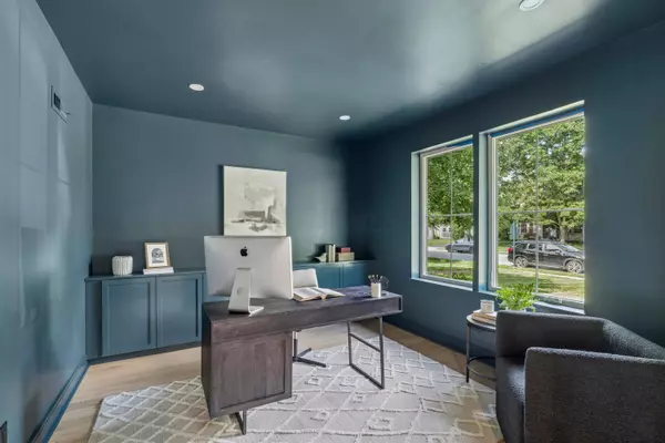 Columbus, OH 43209,235 S Stanwood Road