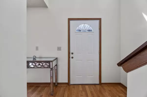 Canal Winchester, OH 43110,5812 Winshire Drive