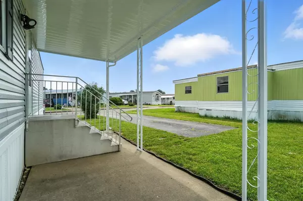 Hebron, OH 43025,121 Greenbriar Lane