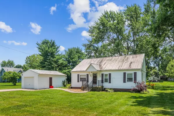 107 Vine Street, Ashley, OH 43003
