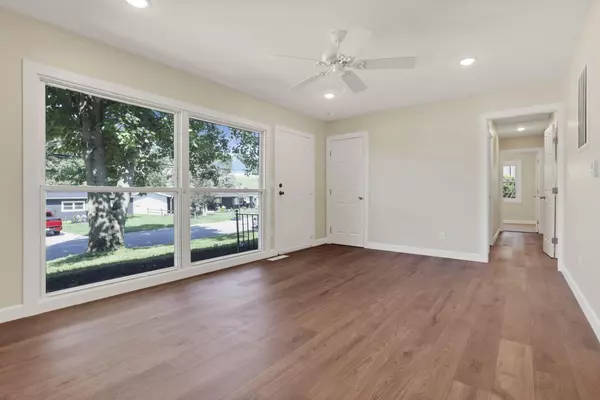 Lancaster, OH 43130,1614 Long Street