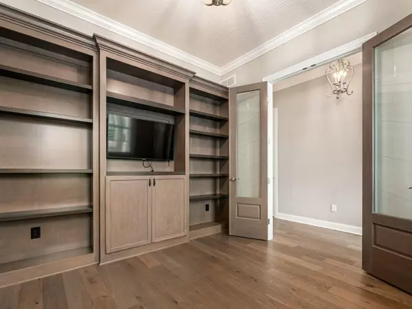 Dublin, OH 43017,6756 Lloyd Lane #21