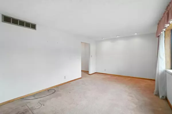 Columbus, OH 43224,3768 Springwood Drive