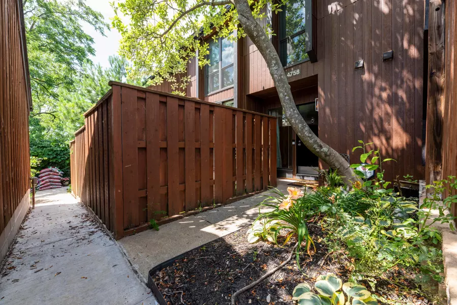 4758 Crazy Horse Lane #2, Westerville, OH 43081