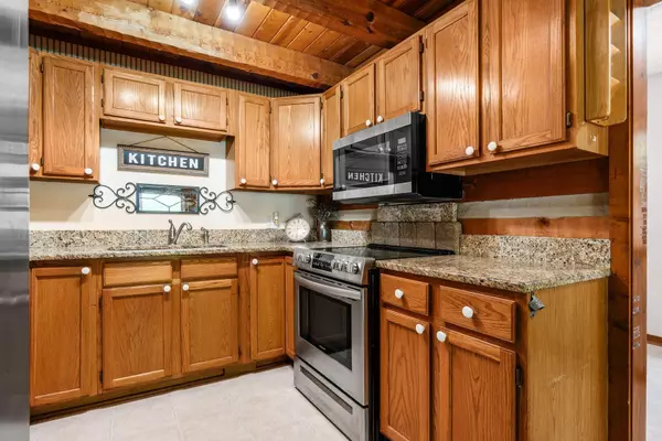 Lancaster, OH 43130,517 Ross Road