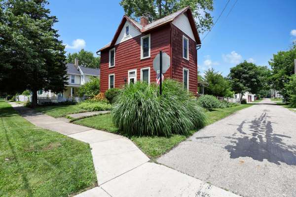 Groveport, OH 43125,604 Elm Street