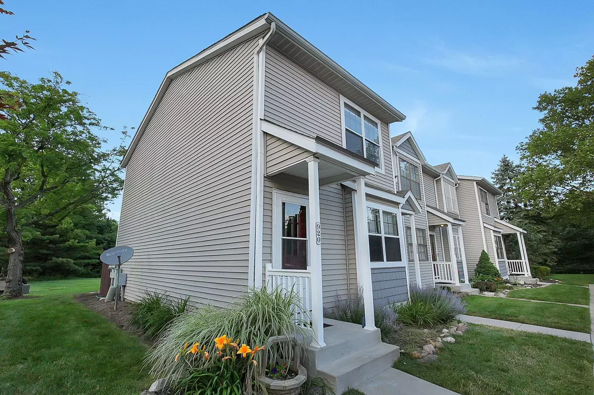 Columbus, OH 43085,920 Charnwood Lane #10A