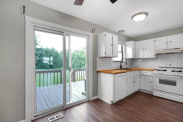 Columbus, OH 43085,920 Charnwood Lane #10A