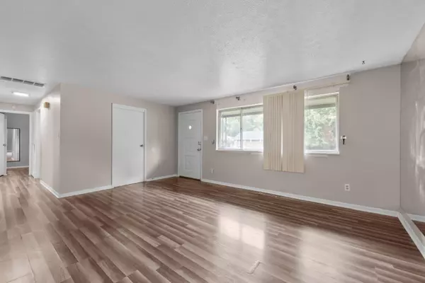 Columbus, OH 43227,3505 Roswell Drive