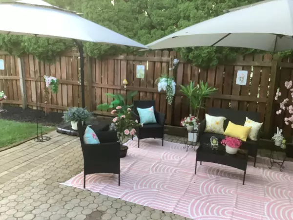 Lewis Center, OH 43035,5669 Maplewood Court