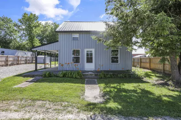 Stoutsville, OH 43154,8898 Baker Road